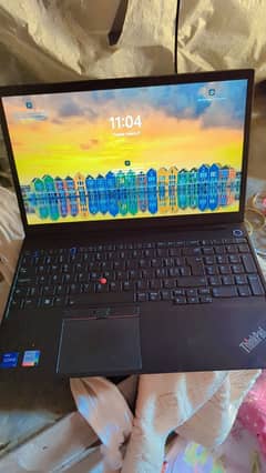 i7 12genration Lenovo laptop 5000GB ssd 16GB ram come from swiss