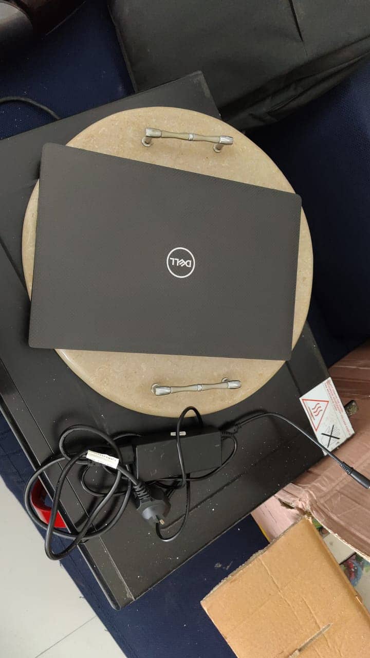 Dell latitude 7400 2