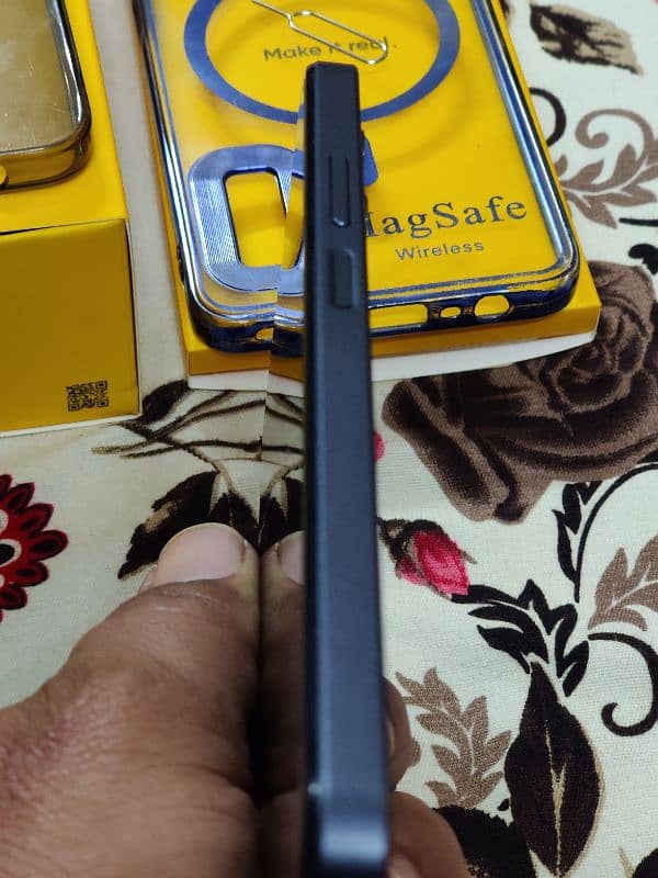 22,900/ Realme Note 50 Urgent sale 2