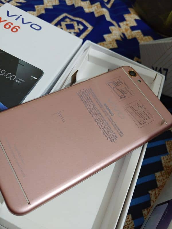 vivo y66 4gb 64gb with box charger 0