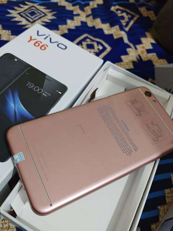 vivo y66 4gb 64gb with box charger 1