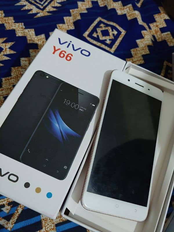 vivo y66 4gb 64gb with box charger 3