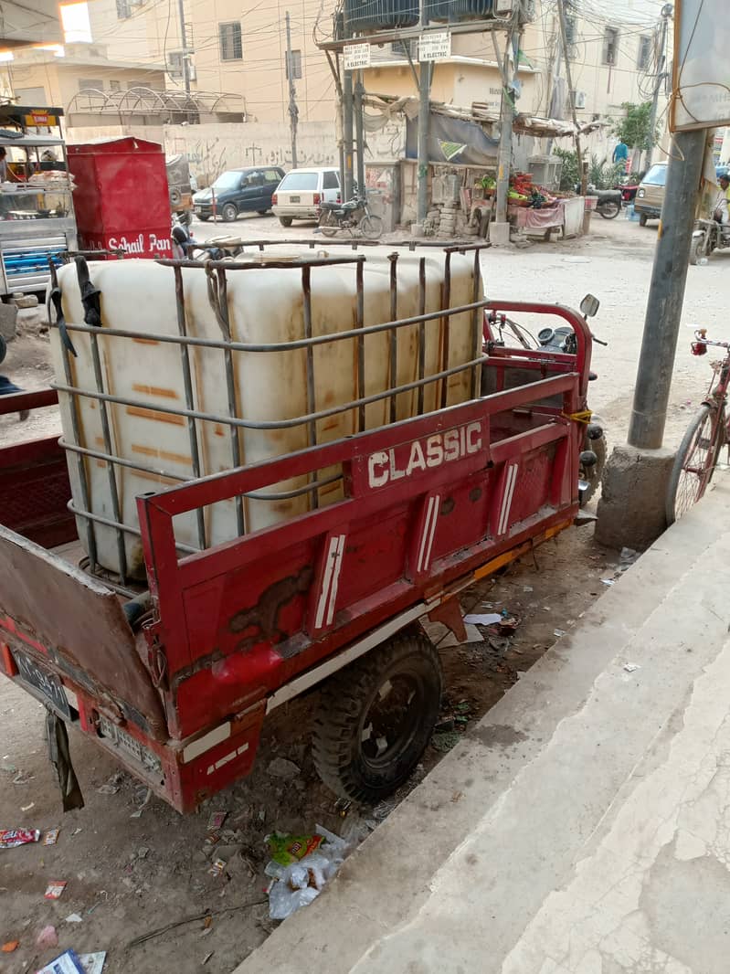 Classic rickshaw and chinchi 1