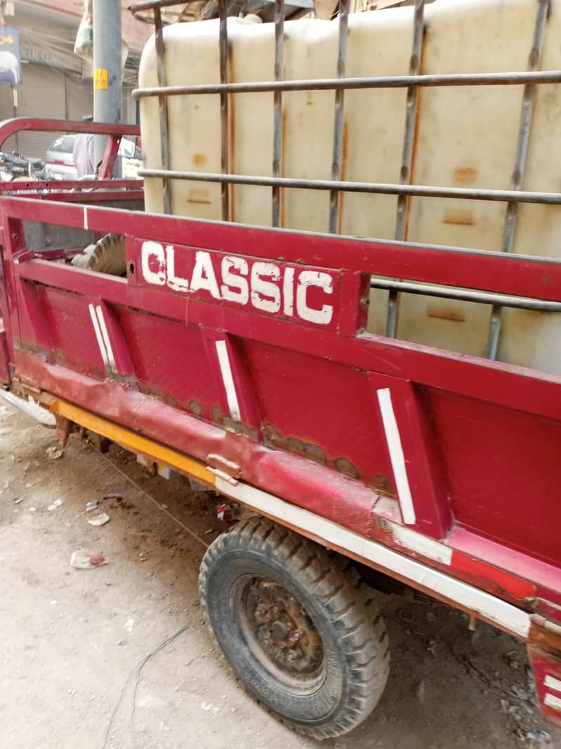 Classic rickshaw and chinchi 5