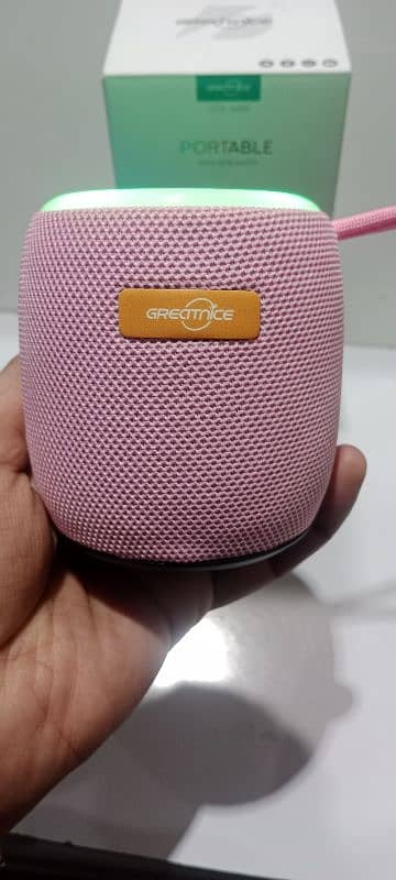 Bluetooth Wireless Speaker with Sub Woofer 1