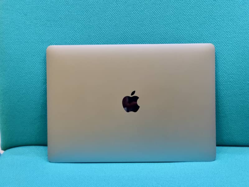 MacBook Pro M1 2020 1