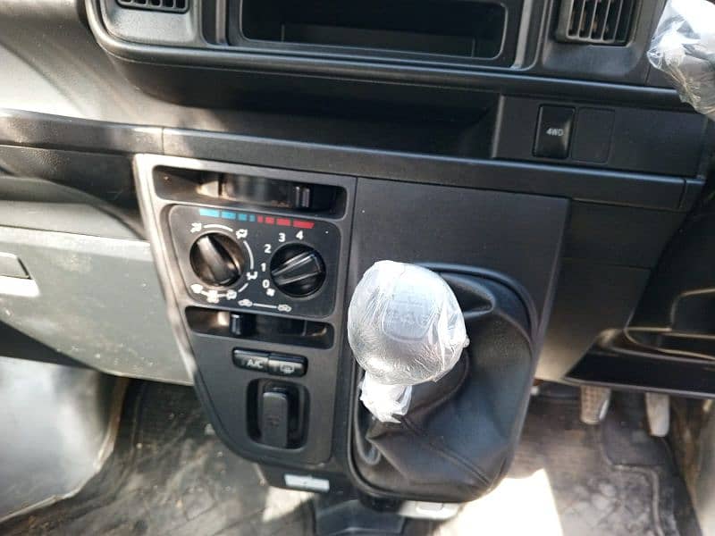 Daihatsu Hijet 2019 Fresh import 6