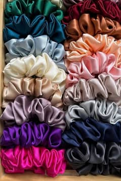 SCRUNCHIES SALE