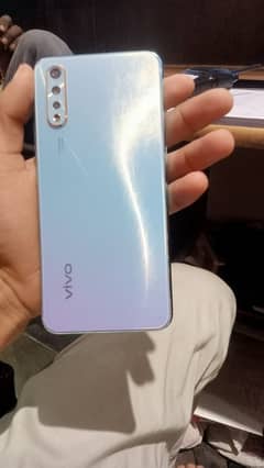 vivo s1