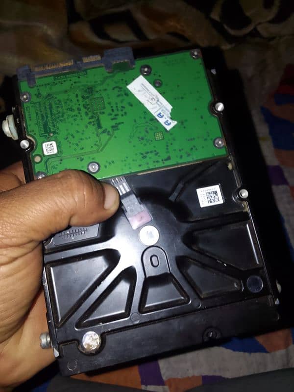 Seagate Hard Disk 1. Tebi 3