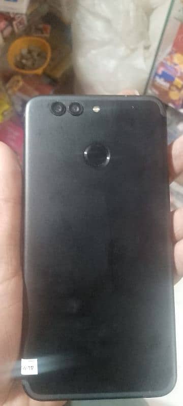 HUAWEI NOVA 2 PLUS 10 /10 CONDITION PTA PROVE 4 /128 0