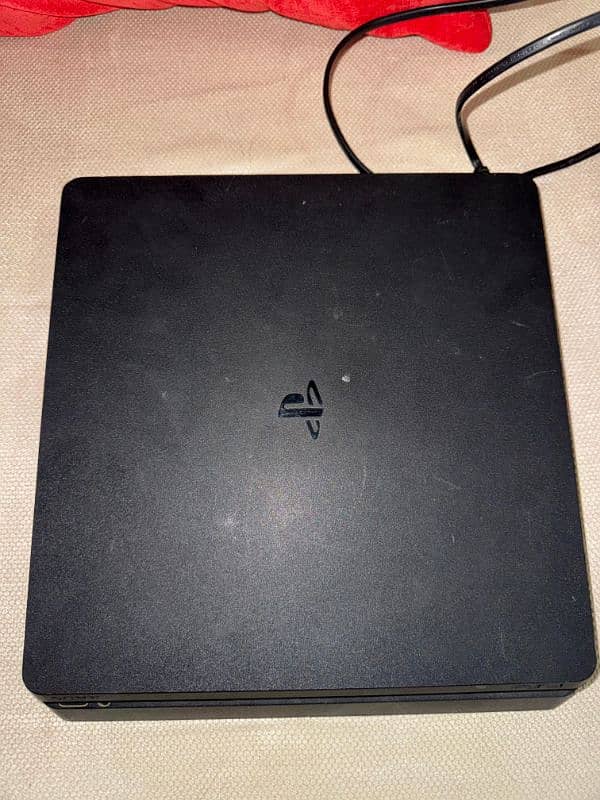 PS4 SLIM 2