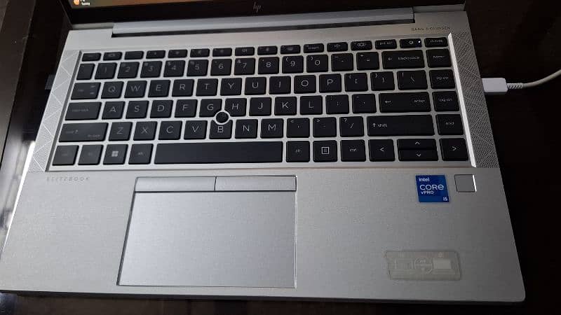 HP Elitebook G8 Touch Screen I5 vpro 1