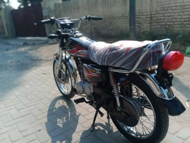 Honda 125 2024 model model 5