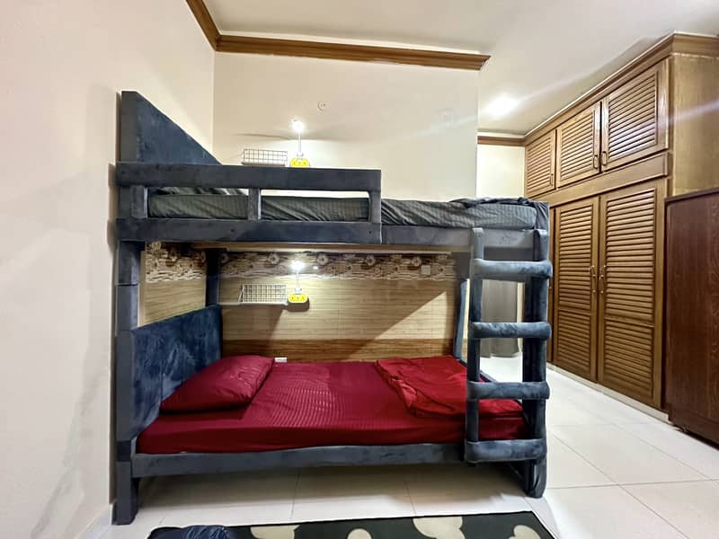 Bunk Beds - Single Beds - Double bed - Matresses - Rugs 5