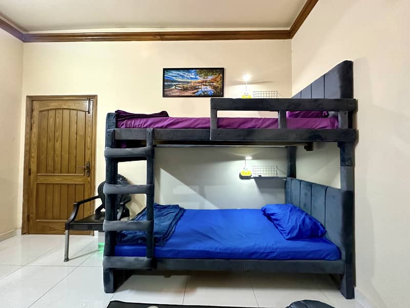 Bunk Beds - Single Beds - Double bed - Matresses - Rugs 6