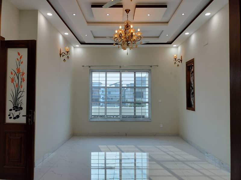 Most Beautiful Luxury 10 Marla House For Sale In Top City1 Islamabad 14