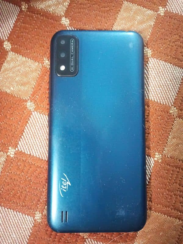 2 gb 32 gb mobile for sale in good condition itel a26 0