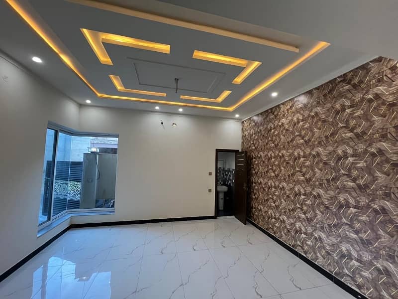 Brand New Alomst 6 Marla House For Sale In Price Of 5 Marla Very Attractive And Expensive Lucation Having 4 Beds Proper Drawing Dining Sepread With Washroom 4