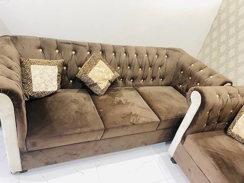 5 Seater sofa set for sale 0