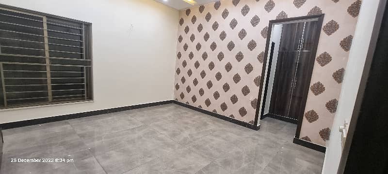 10 Marla House For Sale In Model City Having 5 Beds With Attached Bath 4 Kitchens Wide BBQ Area For Visit Call Or WhatsApp 4