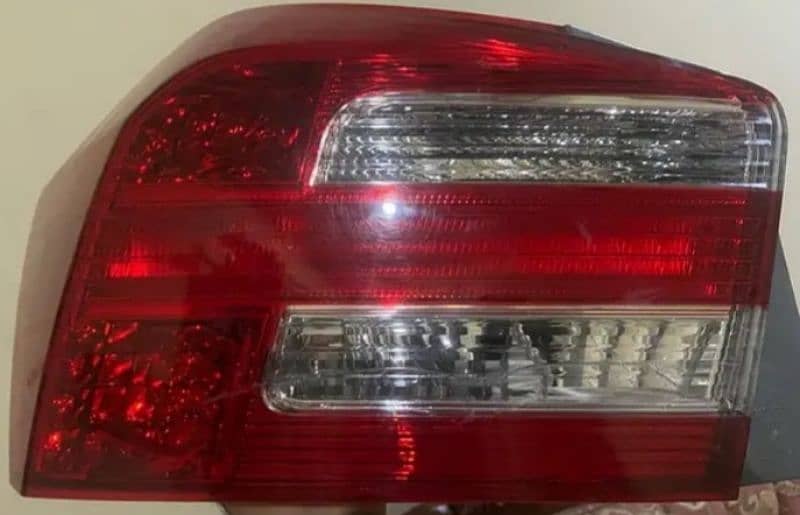 honda city back/tail light (left side) 0