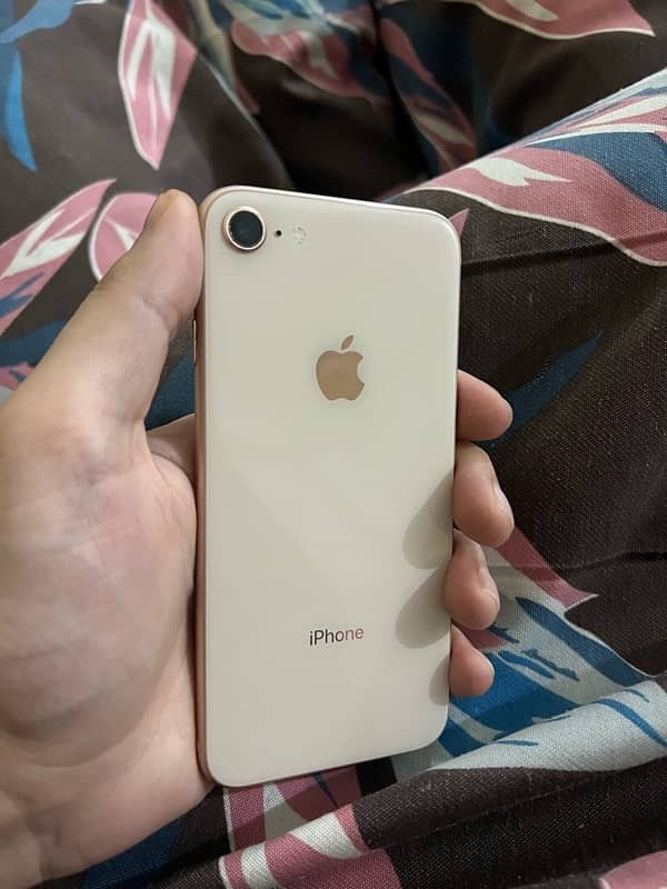 iPhone 8, PTA approved, Golden Color, 64GB 2