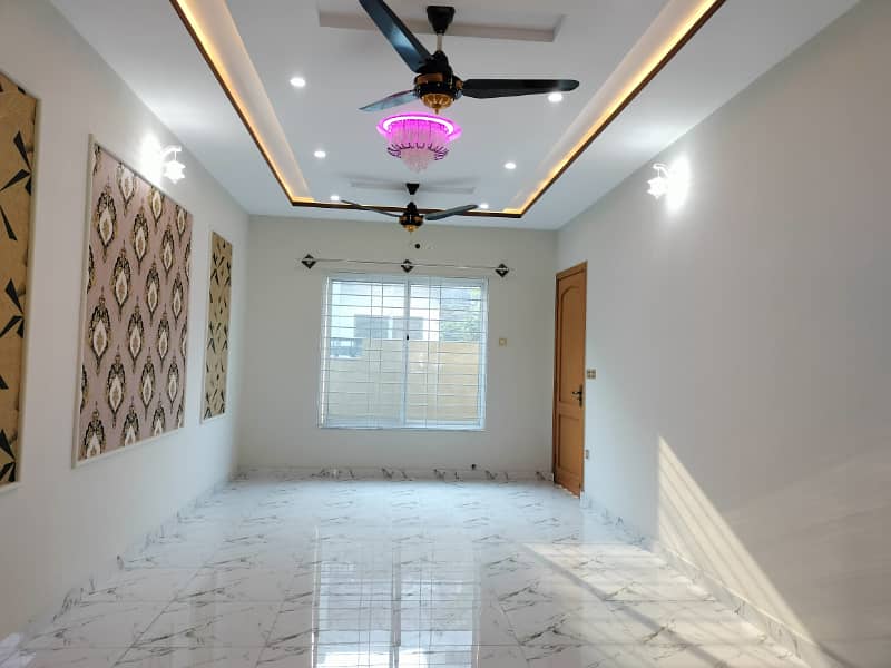 Most Beautiful Luxury 10 Marla House For Sale In Top City1 Islamabad 7