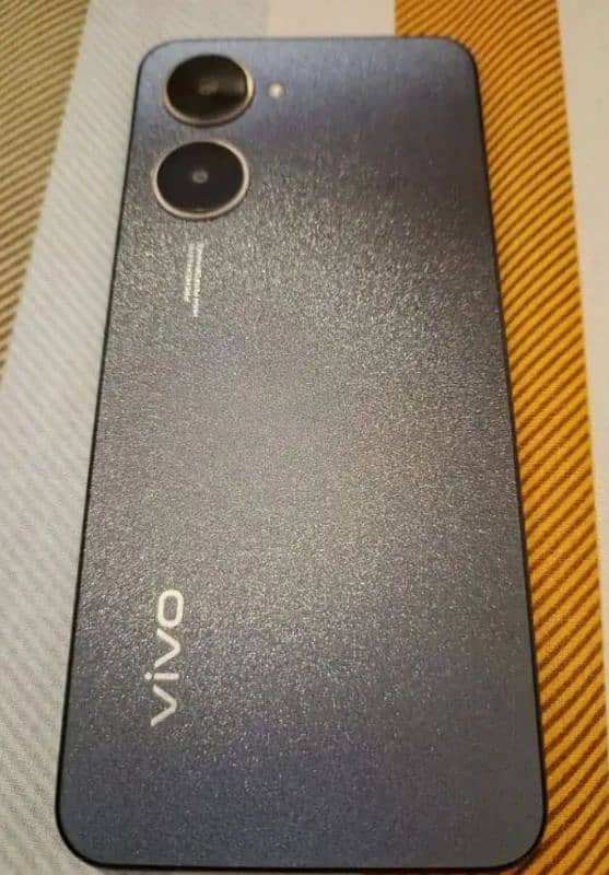 vivo y03 1