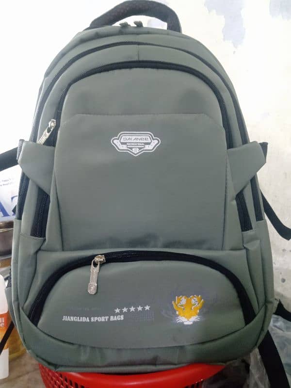 Beautiful School bag for sale 1