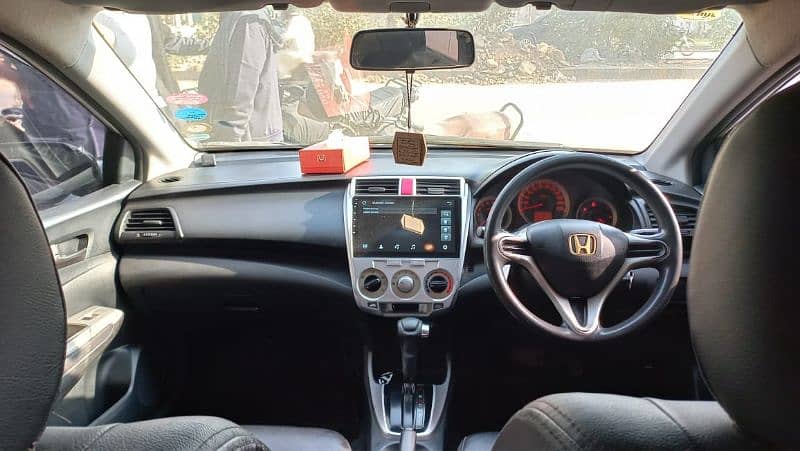 Honda City 2011 4