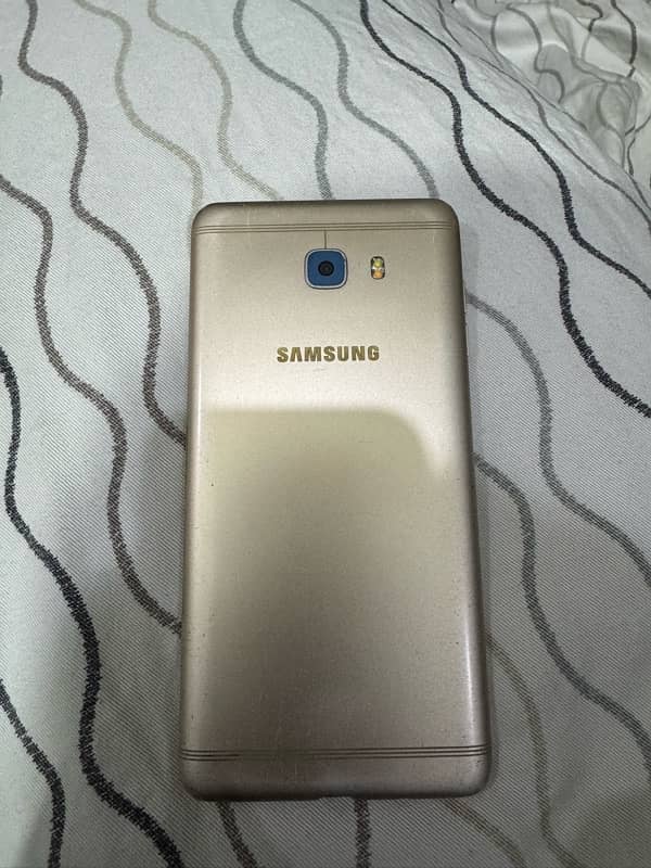 Samsung c9 pro 1