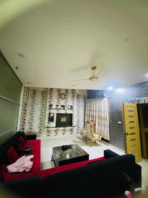 BEAUTIFUL FACING PARK 8 MARLA HOUSE FOR SALE IN SECTOR B BAHRIA TOWN LAHORE 13