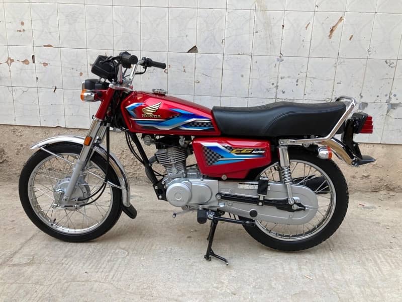 Honda125 model 24 zero condition one hand use All document complete 7