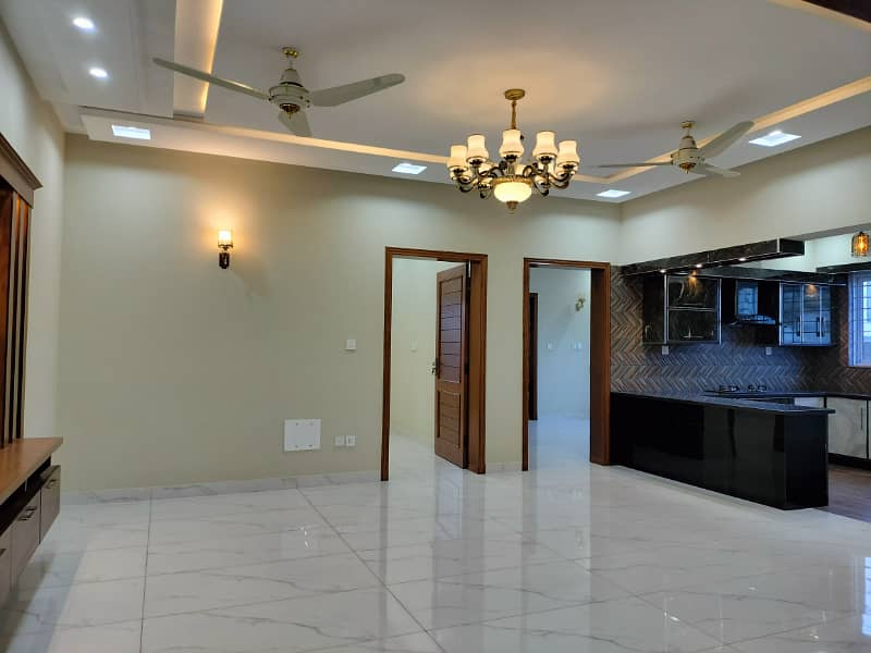 Most Beautiful Luxury 10 Marla House For Sale In Top City1 Islamabad 7