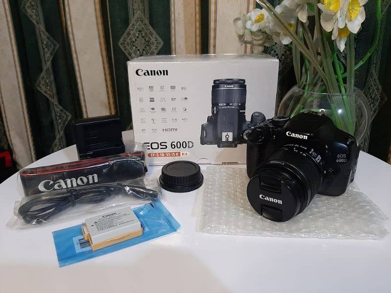 Canon 600D Dslr Camera | Complete Box 0