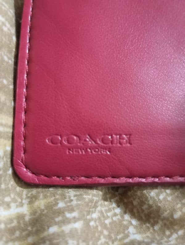 Coach Women's Leather Corner Zip wallet original 2