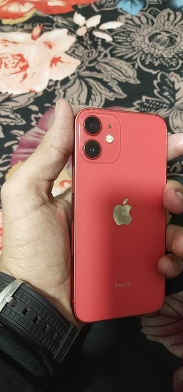 iphone 12 mini 6