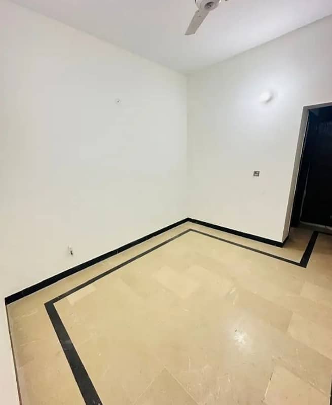 G-11/3 Size 30 60 Ground Floor Portion For Rent 5