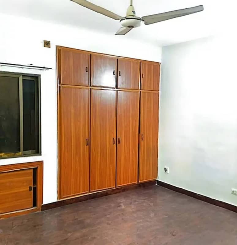 PHA C-Type First Floor Tile Floor Flat For Rent G-11/4 2