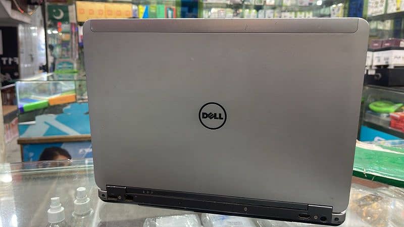 core I 3 laptop 2