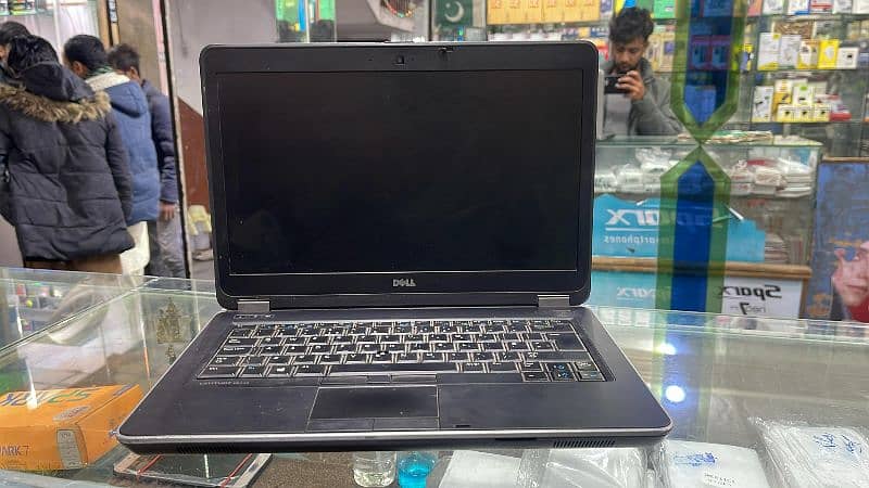 core I 3 laptop 5