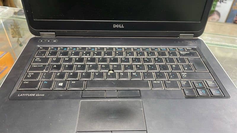 core I 3 laptop 6