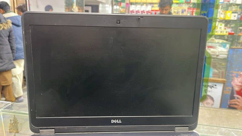 core I 3 laptop 7