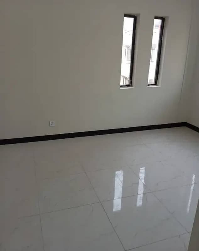 G-11/3 PHA E-Type Fully Renovated Flat For Sale 3