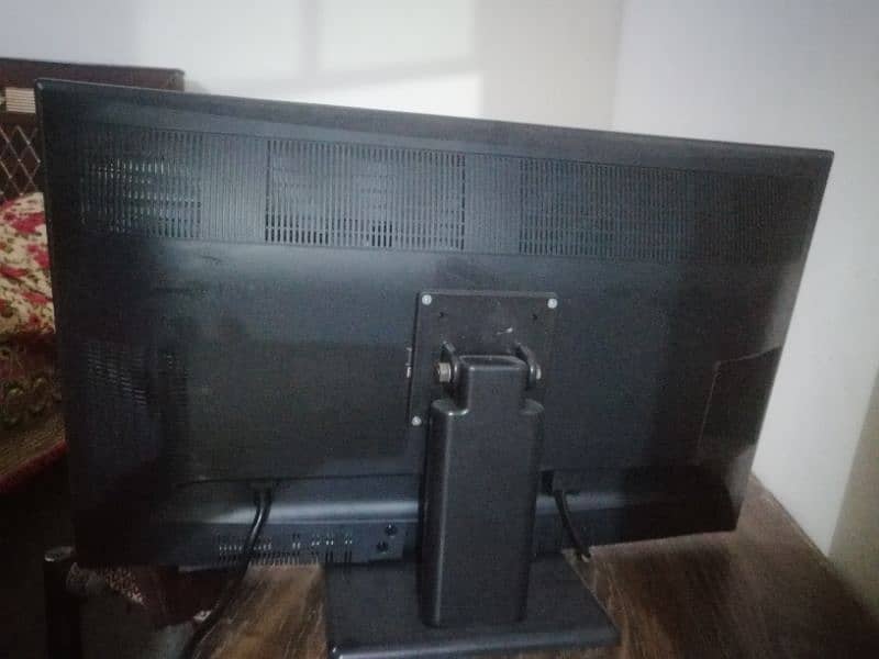 27 inches 2k LCD (Monitor)   03040106969 7