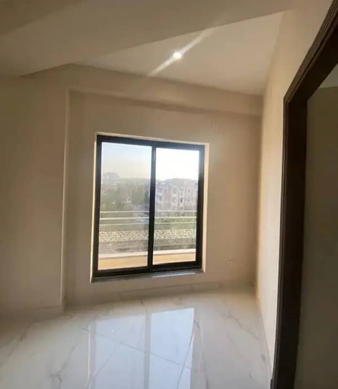 Brand New Warda Hamna 4 Tower First Floor Flat For Rent G-11/3 7