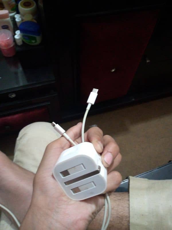 iPhone Original Charger 20 Watt For Sale 7