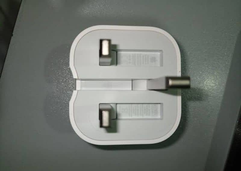 iPhone Original Charger 20 Watt For Sale 14