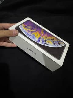 IPHONE XS MAX (PTA approved) very good condition